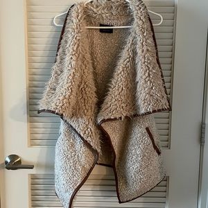 Sherpa vest
